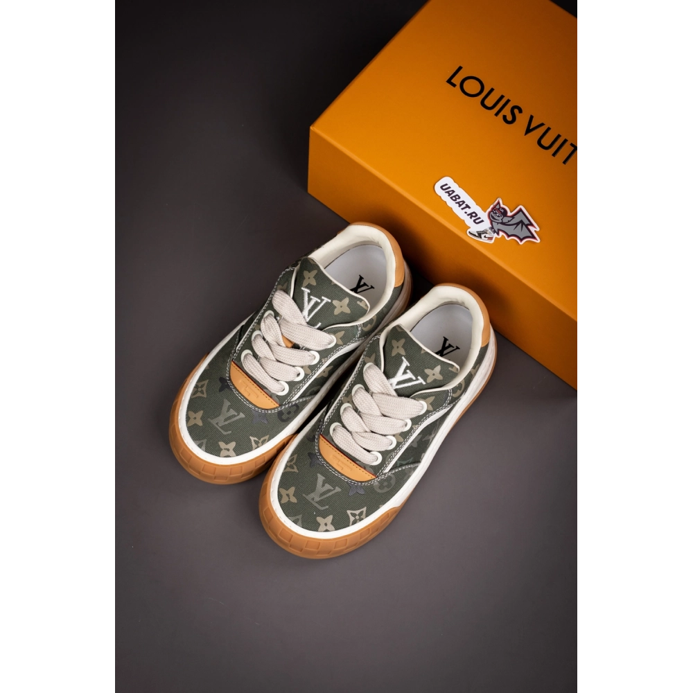 Louis Vuitton Tilted Sneaker 1AJAM7,LOUIS VUITTON Sneakers