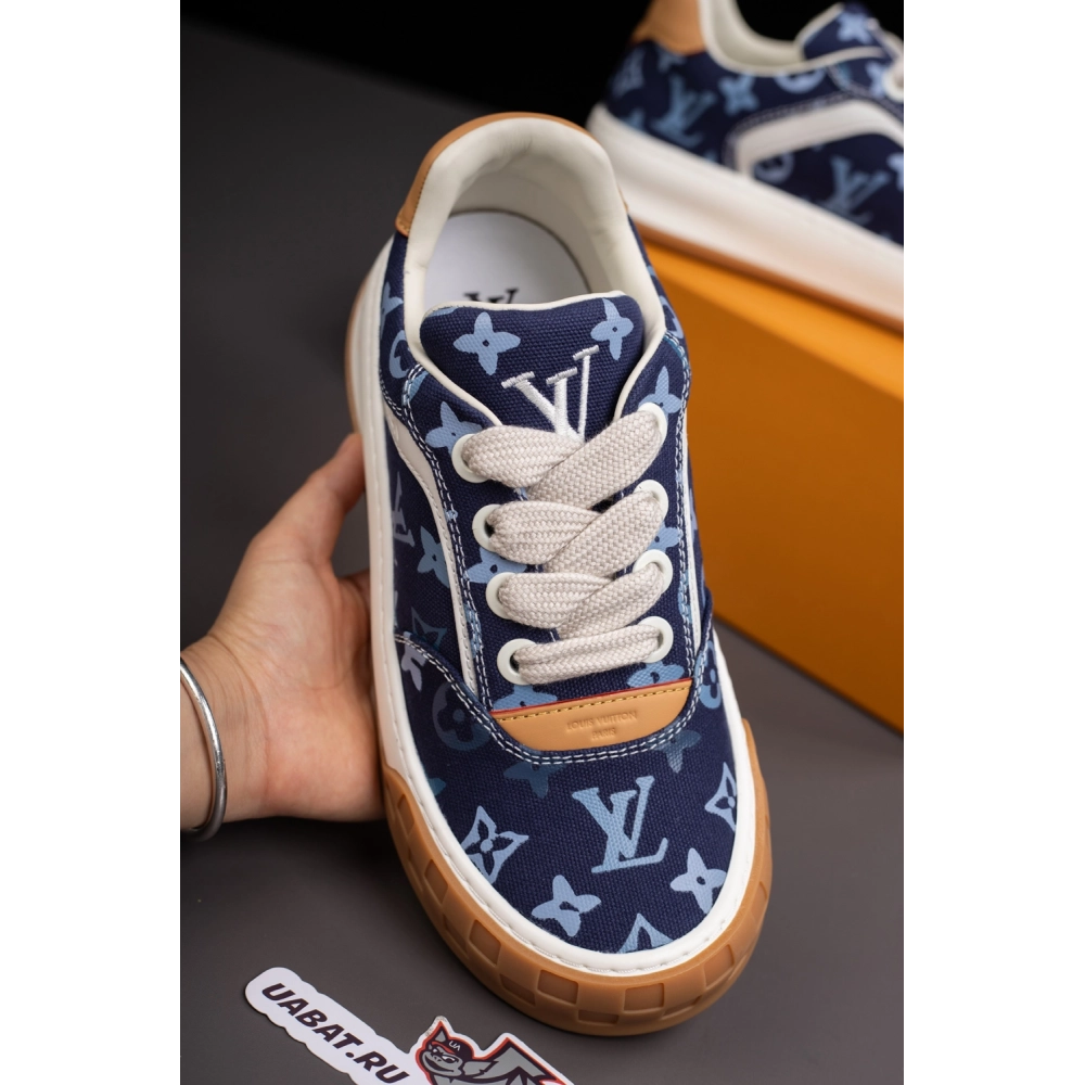 Louis Vuitton Tilted Sneaker 1AJCWD,LOUIS VUITTON Sneakers