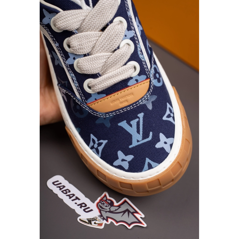 Louis Vuitton Tilted Sneaker 1AJCWD,LOUIS VUITTON Sneakers