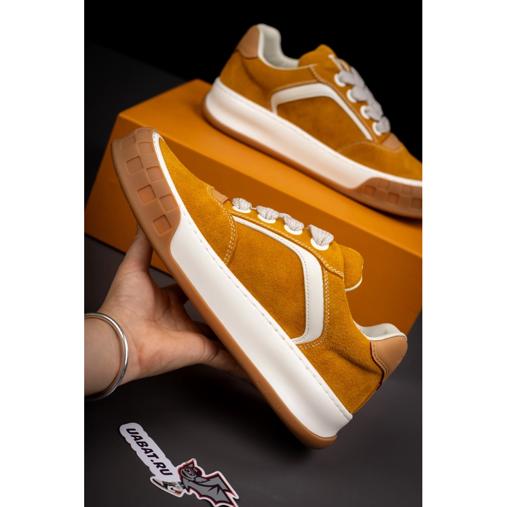 Louis Vuitton Tilted Sneaker 1AJTHL,LOUIS VUITTON Sneakers
