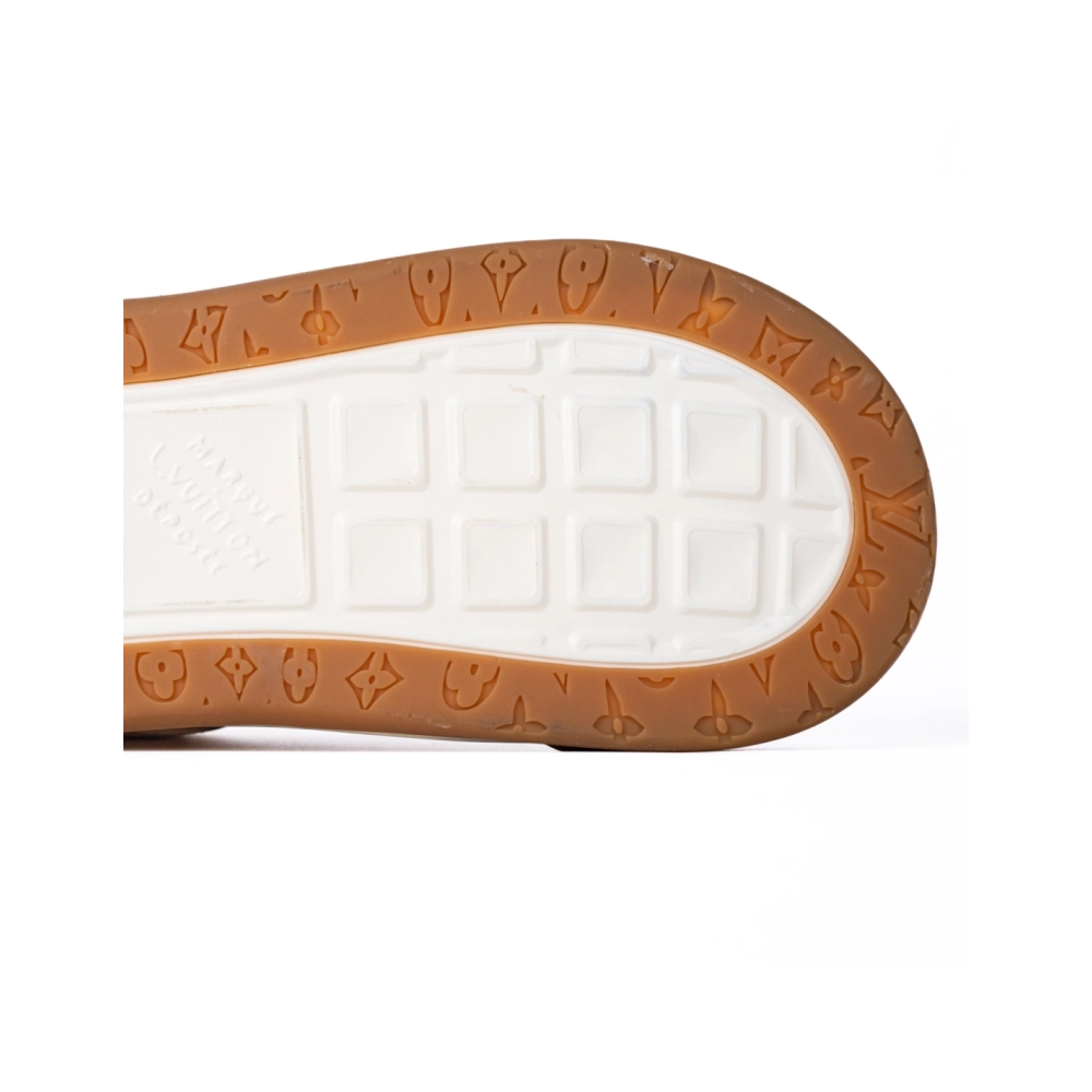 Louis Vuitton Tilted Sneaker 1AJTHL,LOUIS VUITTON Sneakers