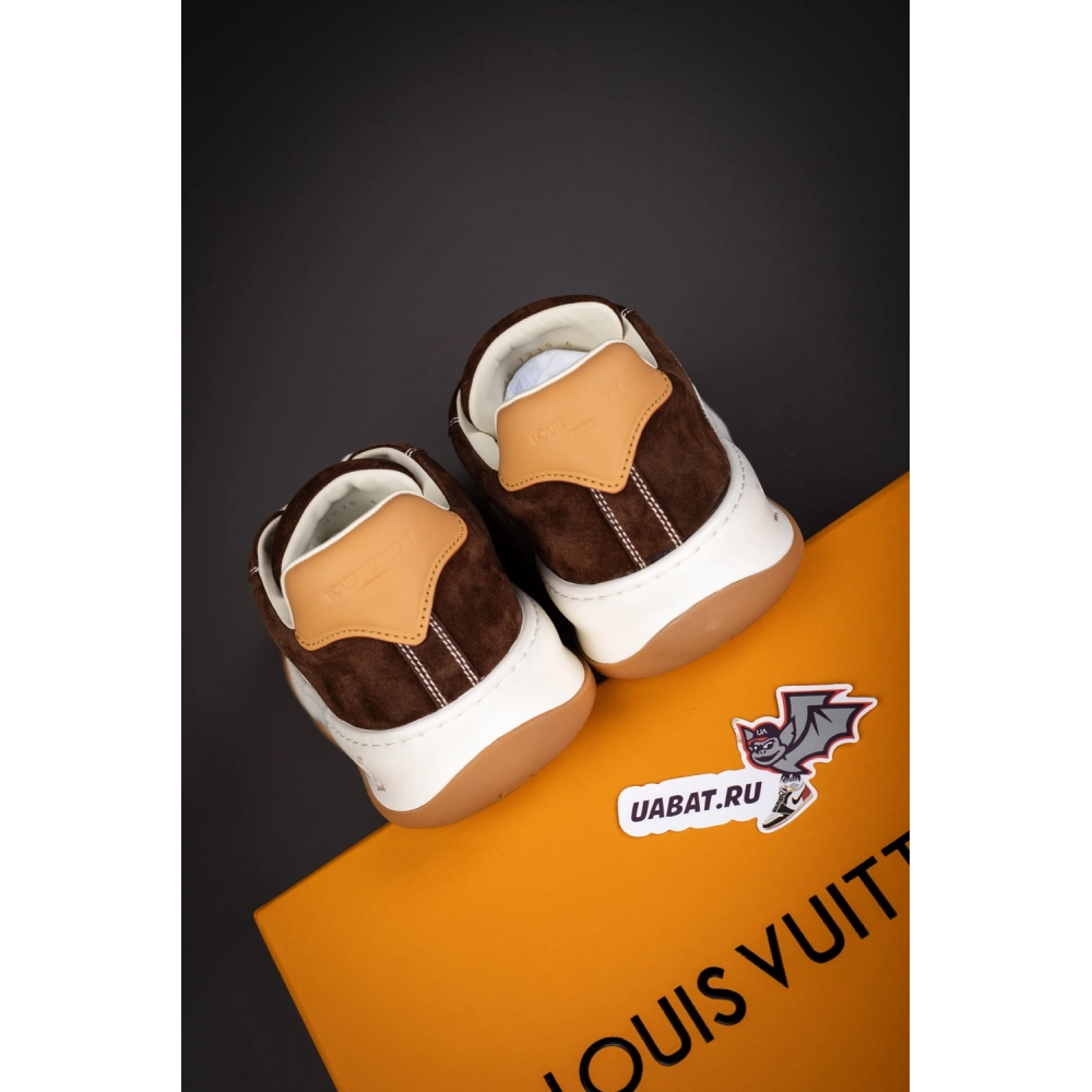 Louis Vuitton Tilted Sneaker 1AJTIP,LOUIS VUITTON Sneakers