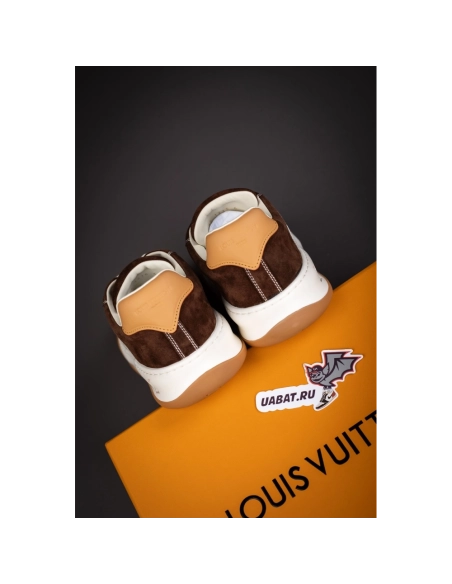 Louis Vuitton Tilted Sneaker 1AJTIP,LOUIS VUITTON Sneakers