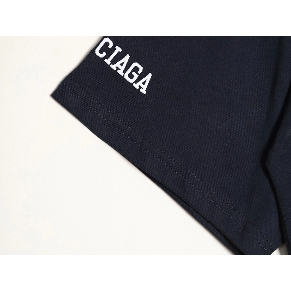 Balenciaga 3M embroidered Manchester United logo short-sleeved T-shirt,Balenciaga