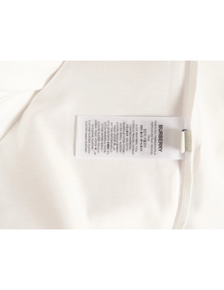 Burberry Flap Check Pocket Equestrian Embroidery Short-Sleeve T-Shirt,Burberry