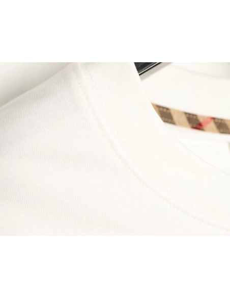 Burberry Flap Check Pocket Equestrian Embroidery Short-Sleeve T-Shirt,Burberry