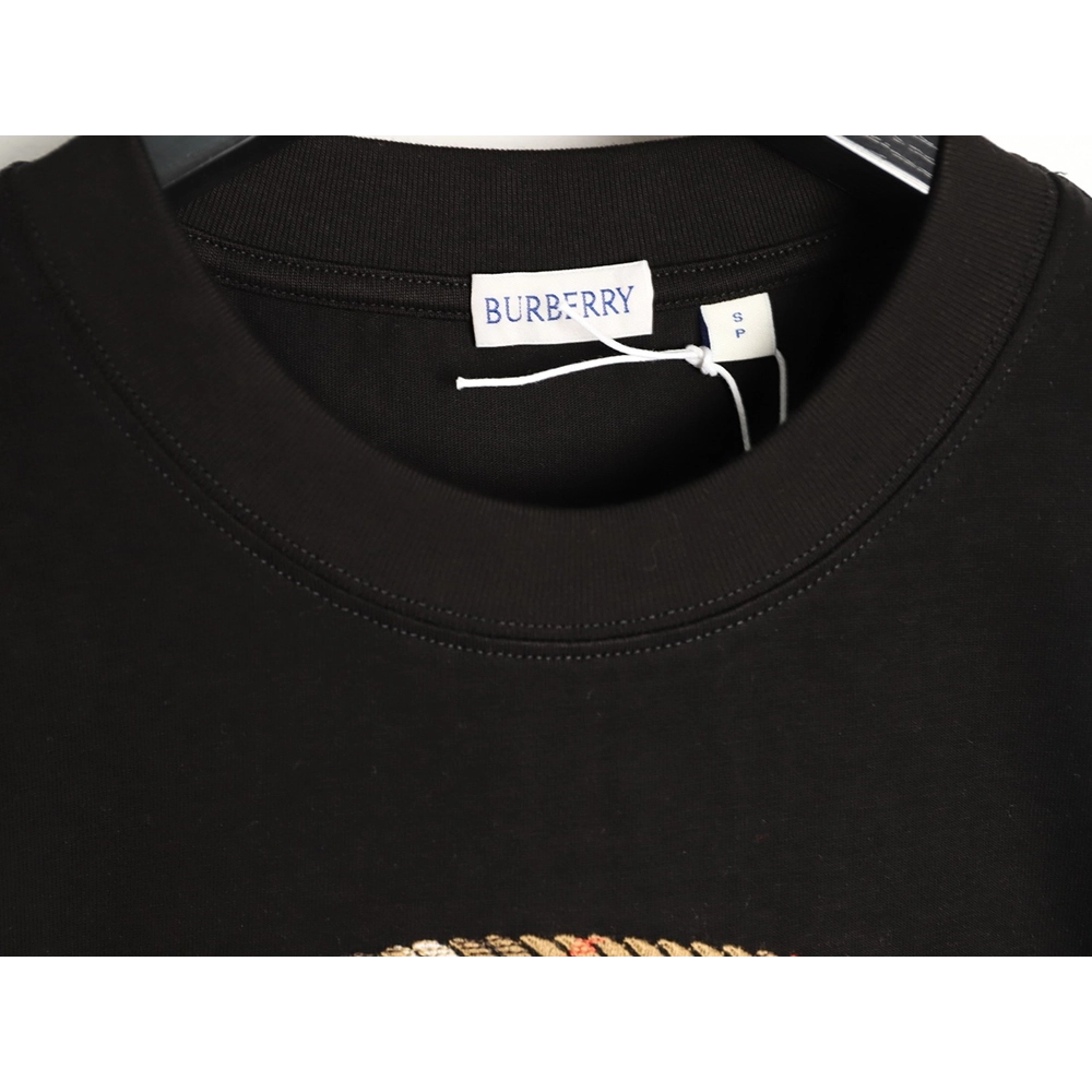 Burberry Plaid Knight Crest Embroidered Short-Sleeve T-Shirt TSK1,Burberry