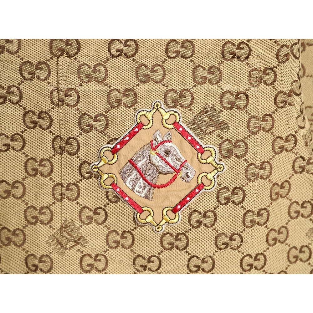 Gucci GG monogram embroidered horse year badge Cuban collar short-sleeved shirt,Gucci