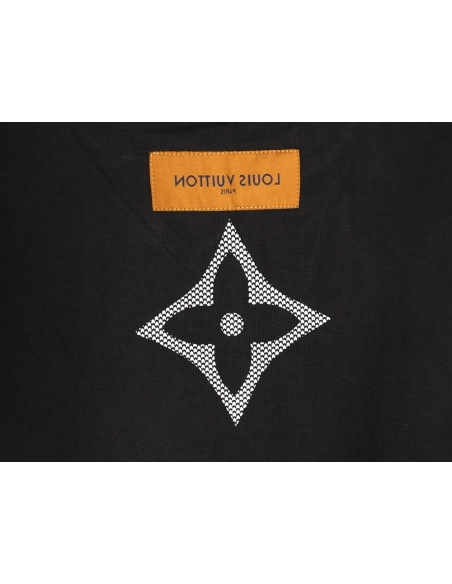 Louis Vuitton Flocked Logo Short-Sleeve T-Shirt TSK1,Louis Vuitton