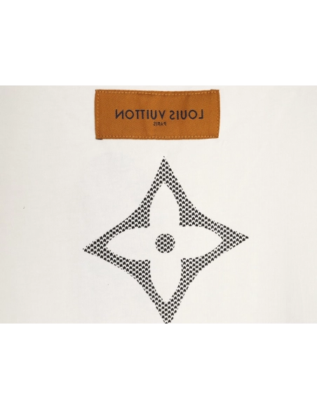 Louis Vuitton Flocked Logo Short-Sleeve T-Shirt,Louis Vuitton