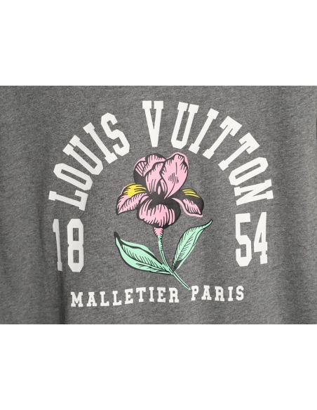 Louis Vuitton Iris 1854 Vintage Print Short-Sleeve T-Shirt TSK1,Louis Vuitton