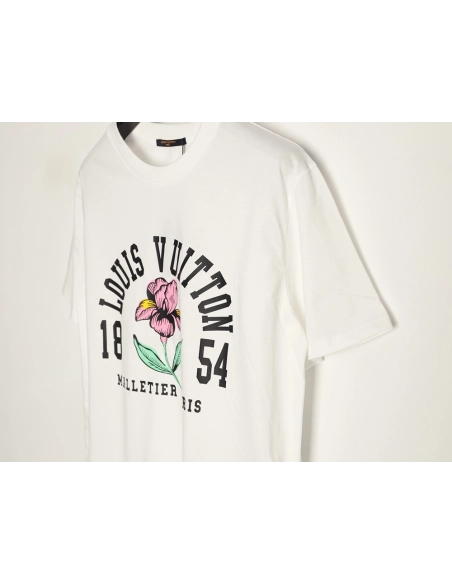 Louis Vuitton Iris 1854 Vintage Print Short-Sleeve T-Shirt,Louis Vuitton
