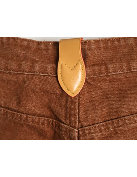 Louis Vuitton leather-label washed wide-leg denim shorts,Louis Vuitton