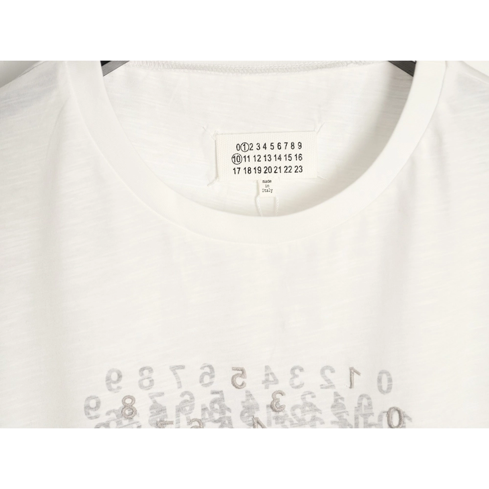Maison Margiela Mirrored Letter Short-Sleeve T-Shirt,Maison Margiela