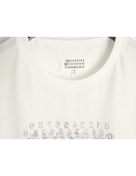 Maison Margiela Mirrored Letter Short-Sleeve T-Shirt,Maison Margiela