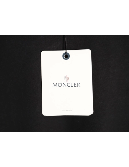Moncler Chest Embroidered Logo Short-Sleeve T-Shirt TSK1,Moncler