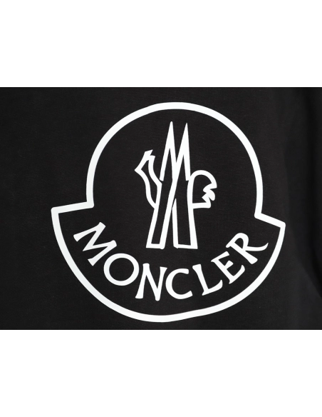 Moncler Chest Logo Print Short-Sleeve T-Shirt TSK1,Moncler