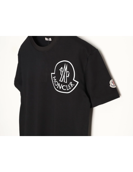 Moncler Chest Logo Print Short-Sleeve T-Shirt TSK1,Moncler
