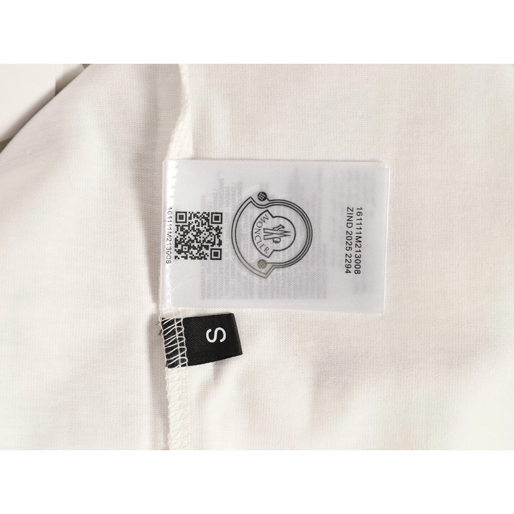 Moncler Chest Logo Print Short-Sleeve T-Shirt,Moncler