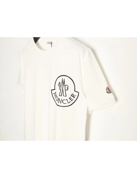 Moncler Chest Logo Print Short-Sleeve T-Shirt,Moncler