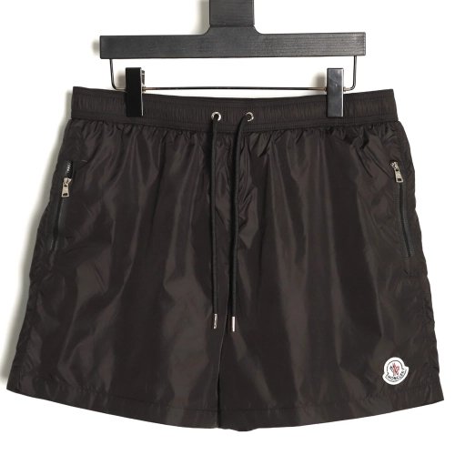 Moncler classic small label pocket shorts,Moncler