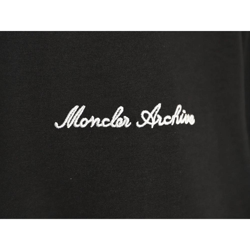 Moncler faux two-piece embroidered logo short-sleeved T-shirt TSK1,Moncler