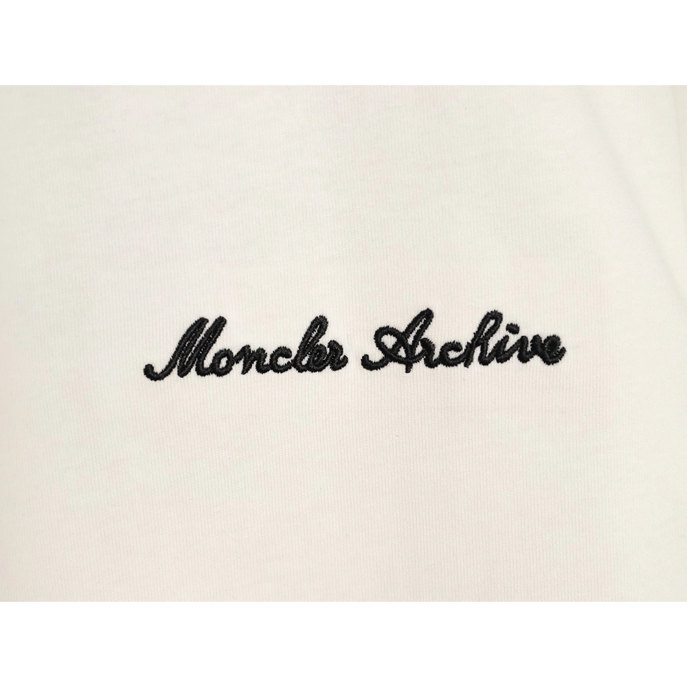 Moncler faux two-piece embroidered logo short-sleeved T-shirt,Moncler