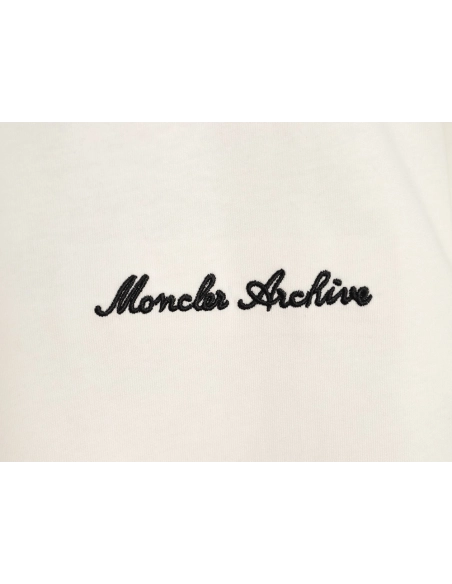 Moncler faux two-piece embroidered logo short-sleeved T-shirt,Moncler