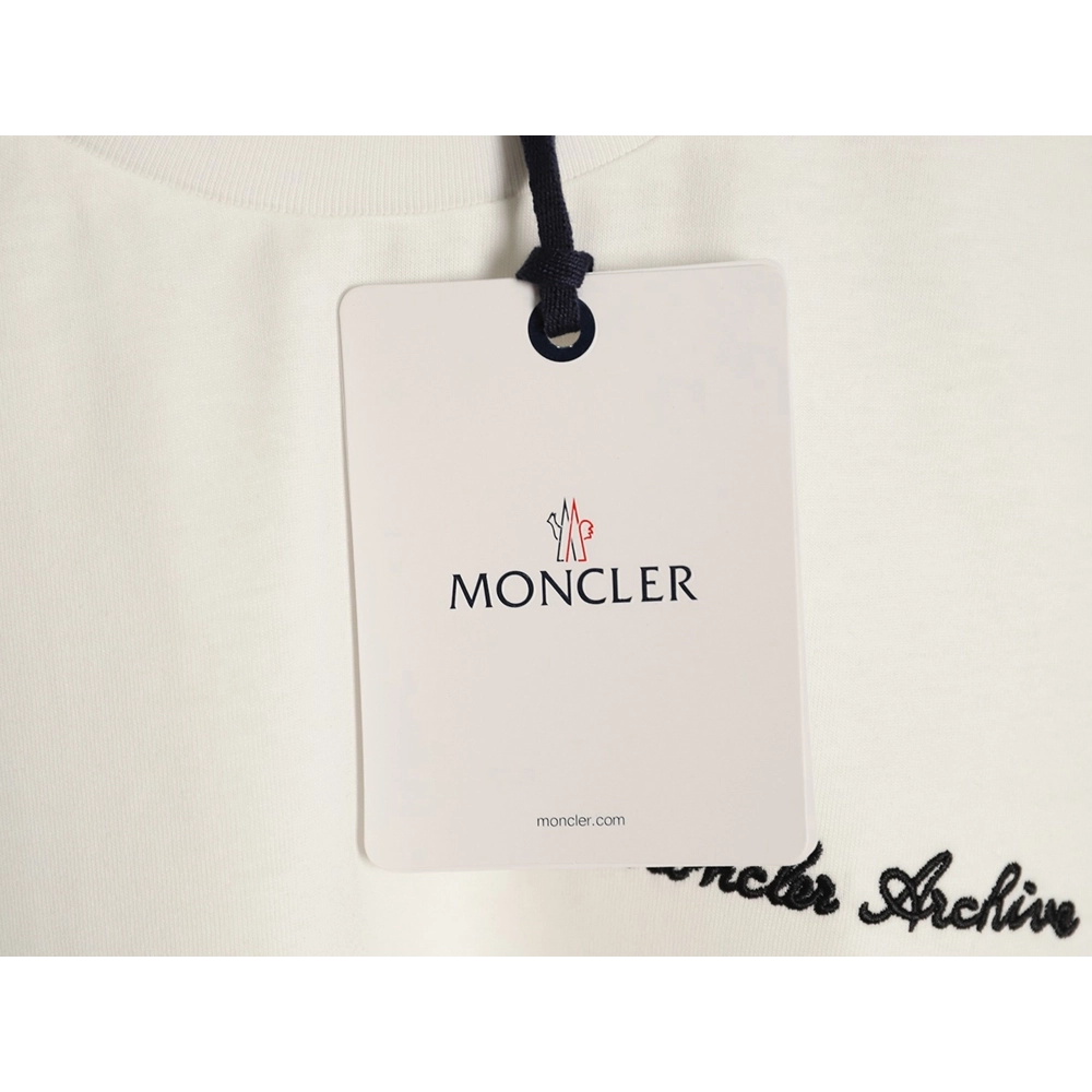 Moncler faux two-piece embroidered logo short-sleeved T-shirt,Moncler