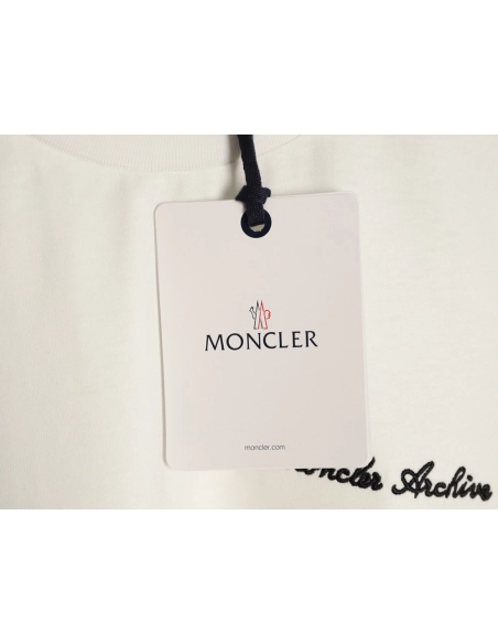 Moncler faux two-piece embroidered logo short-sleeved T-shirt,Moncler