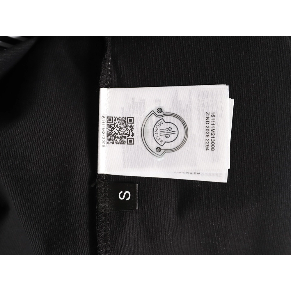 Moncler Overlapping Logo Print Short-Sleeve TSK1,Moncler