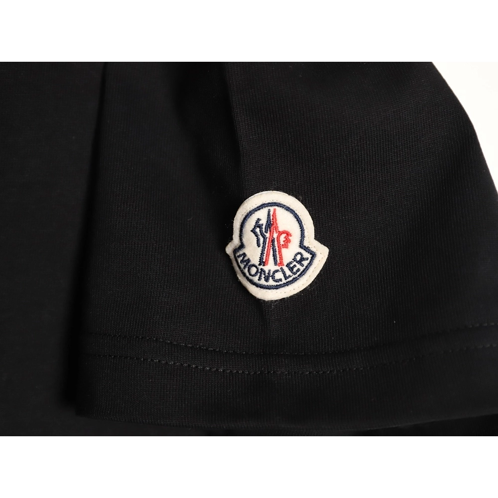 Moncler Overlapping Logo Print Short-Sleeve TSK1,Moncler