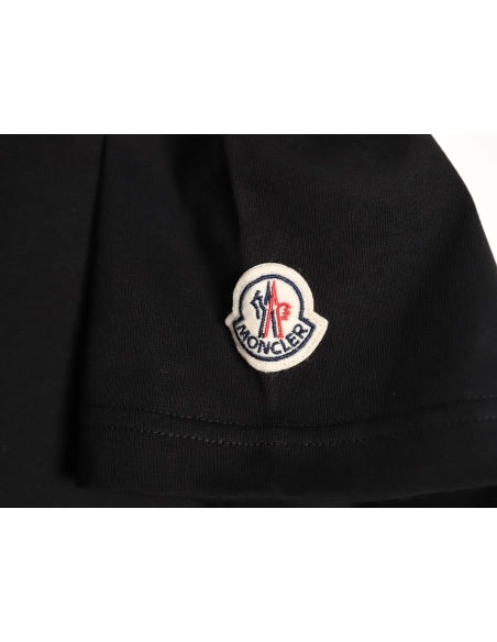Moncler Overlapping Logo Print Short-Sleeve TSK1,Moncler