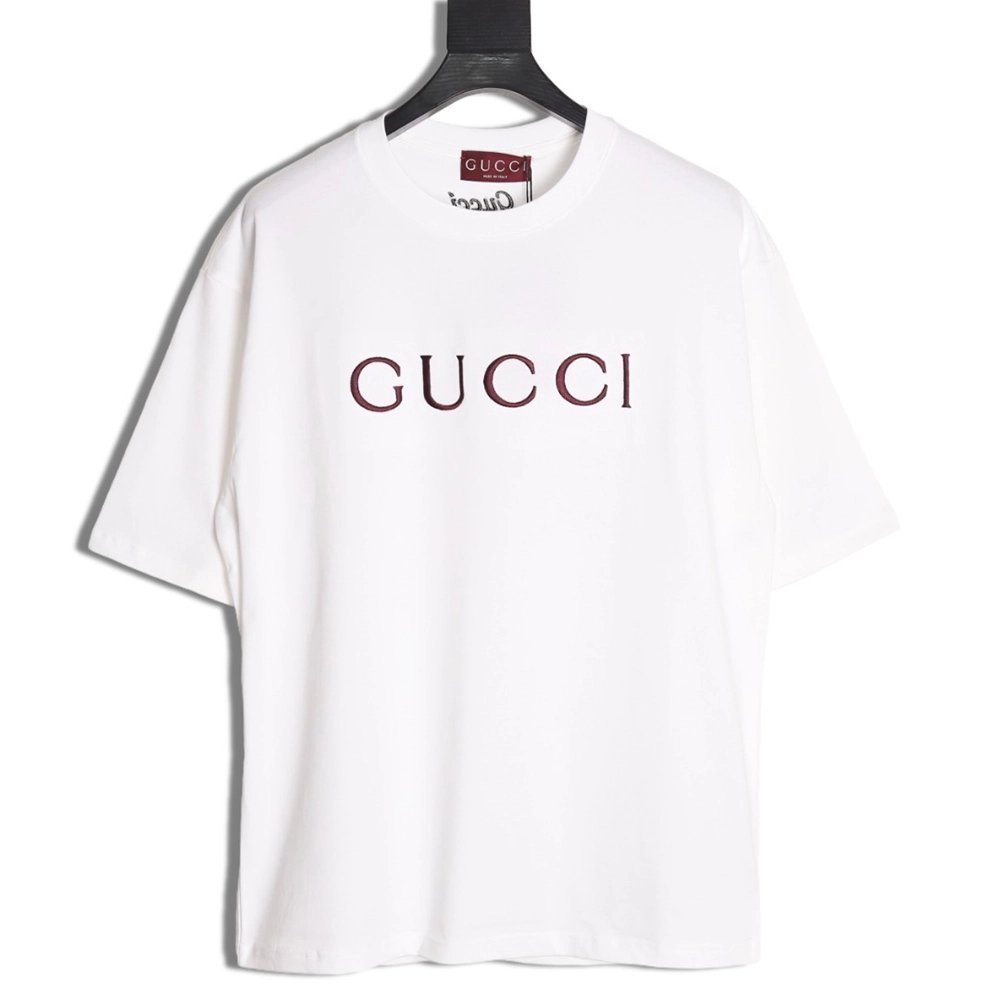 Gucci Simple Letter-Embroidered Logo Short-Sleeve T-Shirt,Gucci