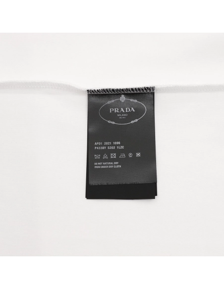 Prada enamel triangle logo sleeveless vest,Prada