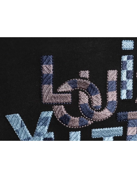 Louis Vuitton Embroidered Short-Sleeve T-Shirt TSK1,Louis Vuitton