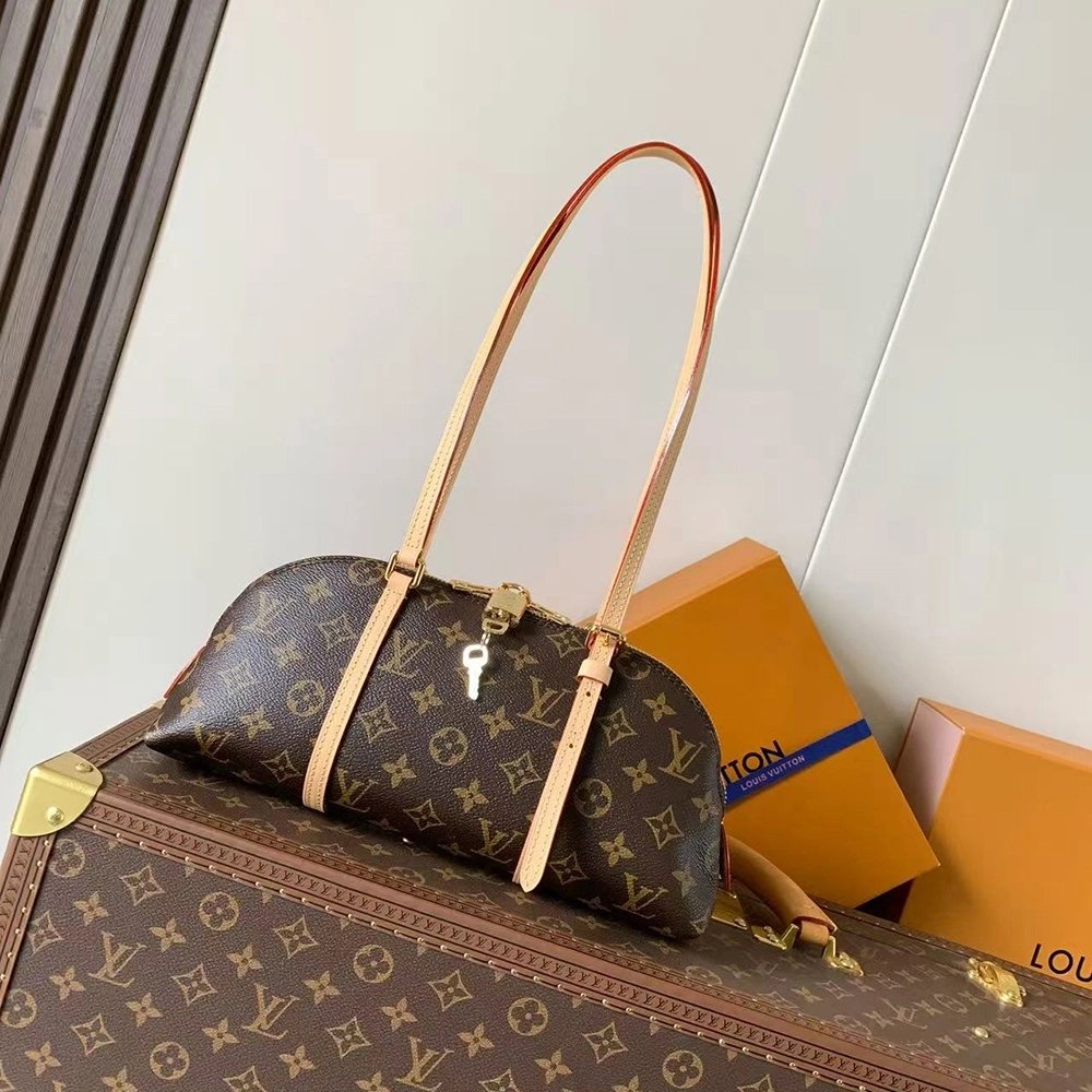 Louis Vuitton Squire East West Monogram Handbags M28953 29X14X8cm,Louis Vuitton Bags