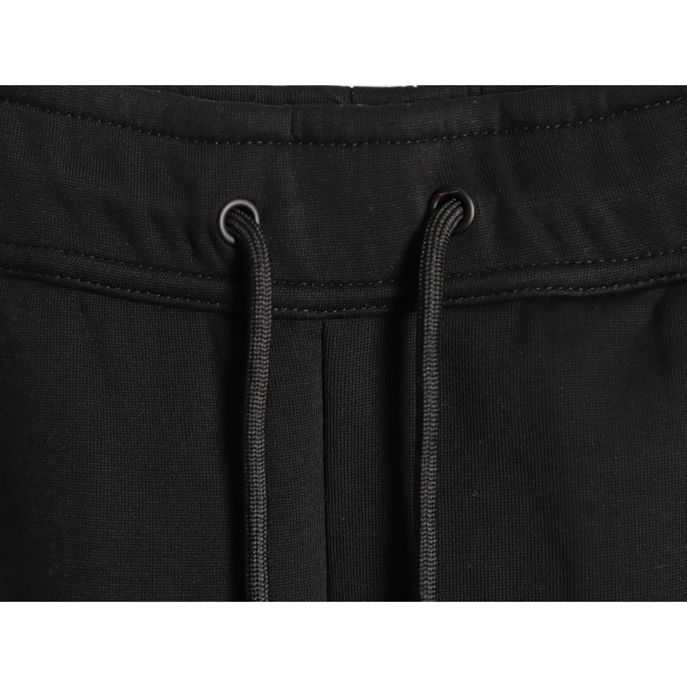 Nike Taped-Pocket Shorts TSK1,Nike