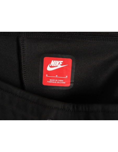 Nike Taped-Pocket Shorts TSK1,Nike