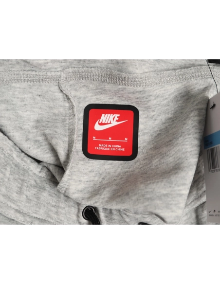 Nike Taped-Pocket Shorts,Nike