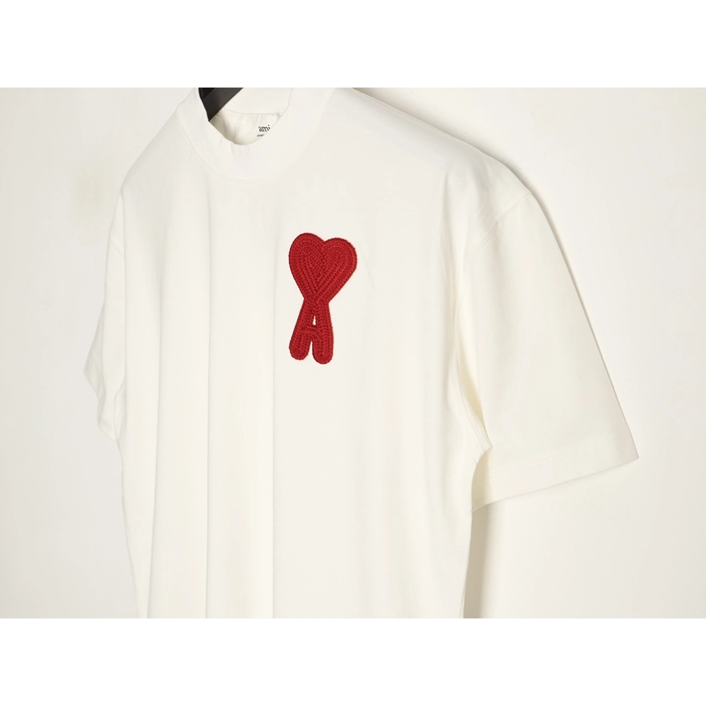 AMI Minimalist Style 3D Chunky Knit Heart Embroidered Logo Short-Sleeve T-Shirt,Ami