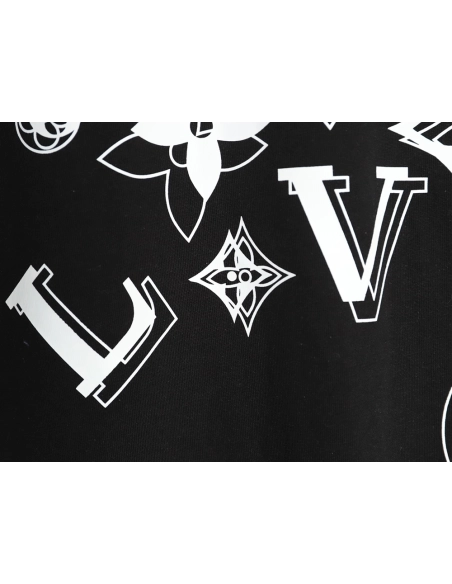 Louis Vuitton Phantom Logo Short-Sleeve T-Shirt TSK1,Louis Vuitton