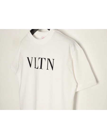 Valentino Minimalist Logo Silicone Letter Short-Sleeve T-Shirt TSK1,Valentino