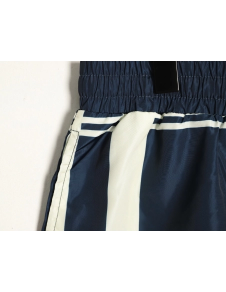 Burberry check equestrian logo beach shorts TSK1,Burberry