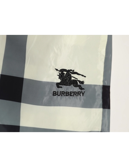 Burberry check equestrian logo beach shorts,Burberry