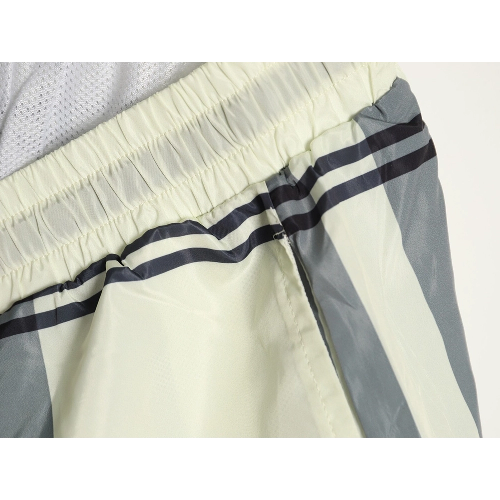 Burberry check equestrian logo beach shorts,Burberry