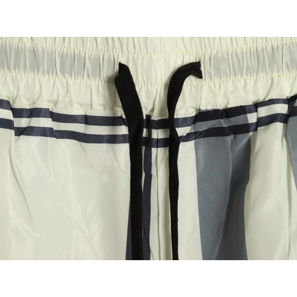 Burberry check equestrian logo beach shorts,Burberry