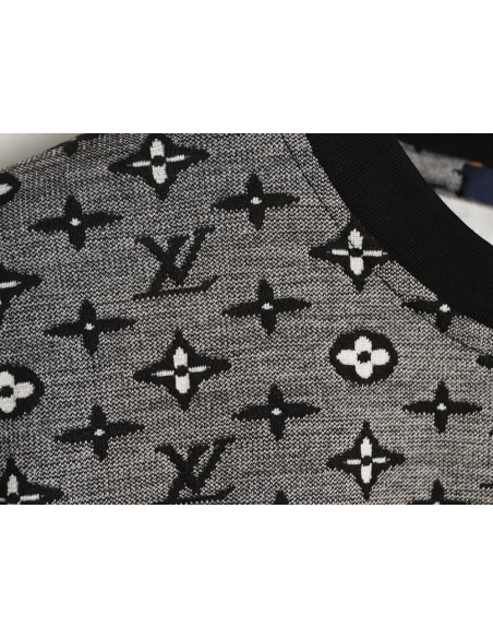 Louis Vuitton All-Over Monogram Jacquard Short-Sleeve T-Shirt TSK2,Louis Vuitton