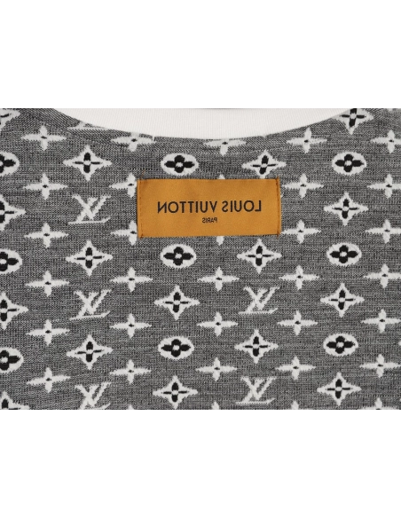 Louis Vuitton All-Over Monogram Jacquard Short-Sleeve T-Shirt,Louis Vuitton