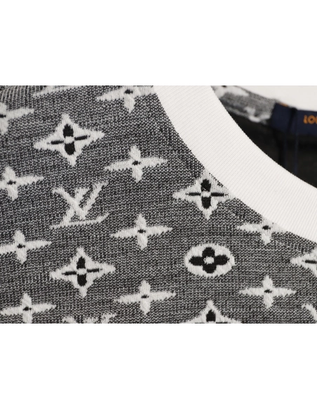 Louis Vuitton All-Over Monogram Jacquard Short-Sleeve T-Shirt,Louis Vuitton